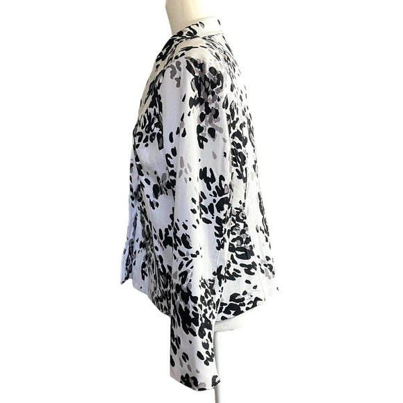 Laura Ashley Blazer Jacket size Petite Medium Animal Print Black White EUC - Picture 3 of 10